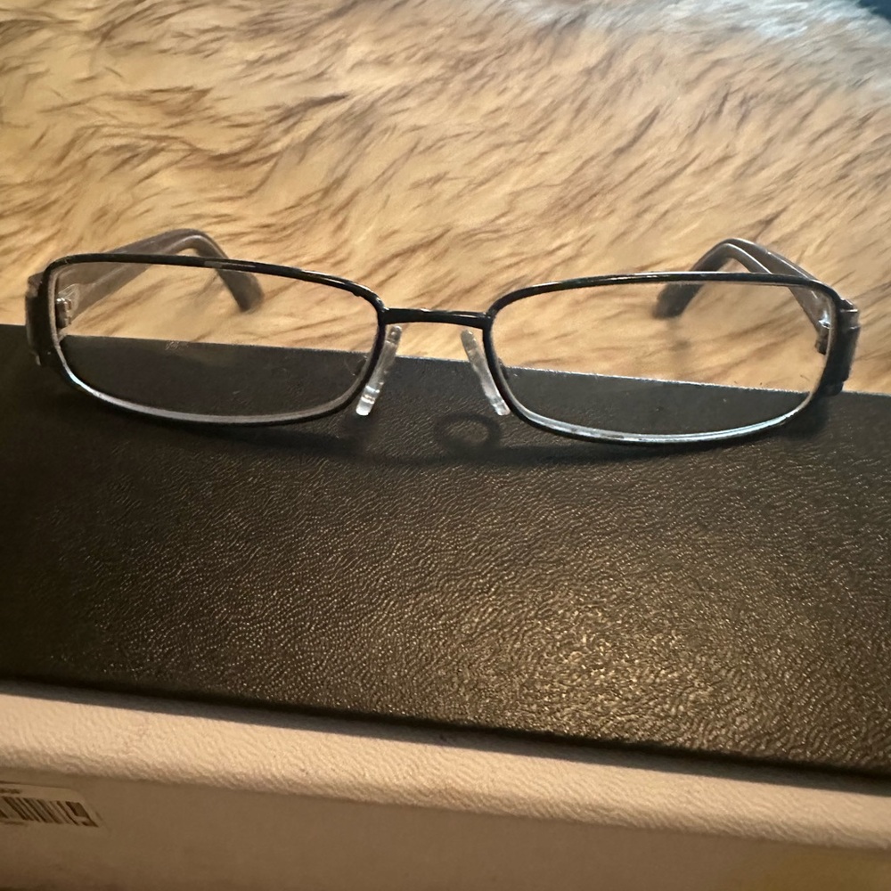 Pre-Loved Gucci Black Women's Glasses